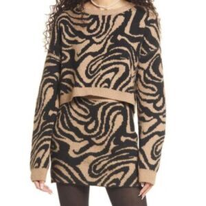 BP. Crop Crewneck Sweater In Tan- Black Lava Wave XS